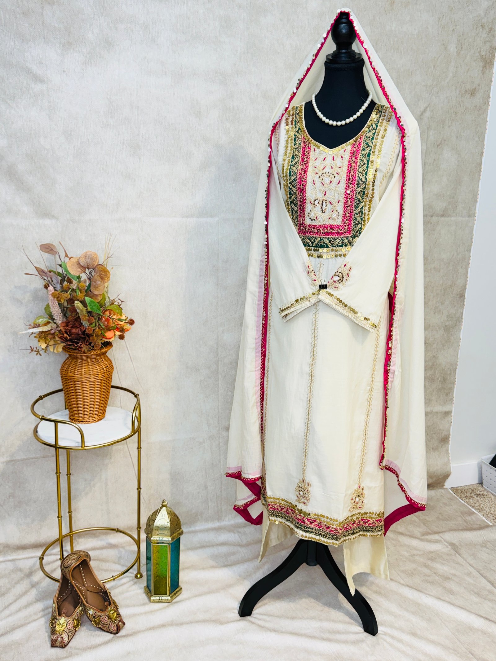 Royal Ivory Banarasi Mul Chanderi Embroidered Suit Set